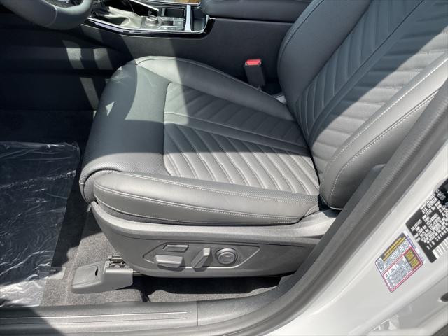 new 2025 Kia Sorento car, priced at $44,802