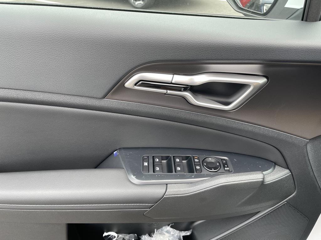 new 2026 Kia Sportage car, priced at $31,971