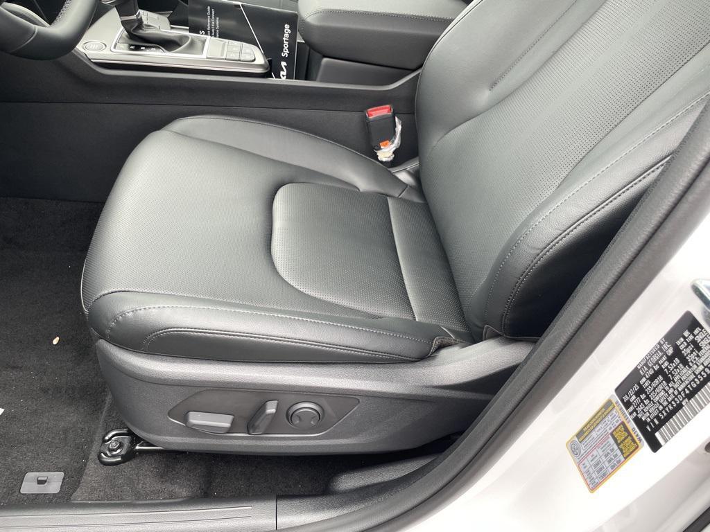 new 2026 Kia Sportage car, priced at $31,971