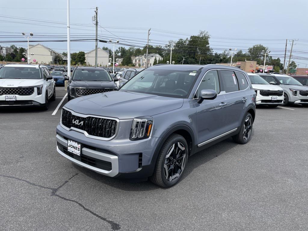 new 2025 Kia Telluride car, priced at $45,840