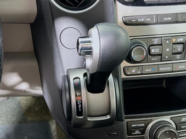 used 2015 Honda Pilot car, priced at $17,995