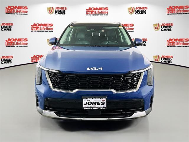 used 2024 Kia Sorento car, priced at $31,998