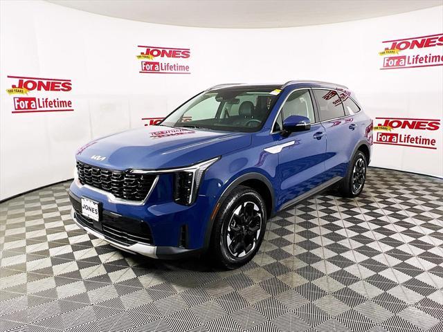 used 2024 Kia Sorento car, priced at $33,998