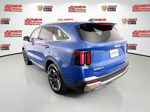 used 2024 Kia Sorento car, priced at $31,998