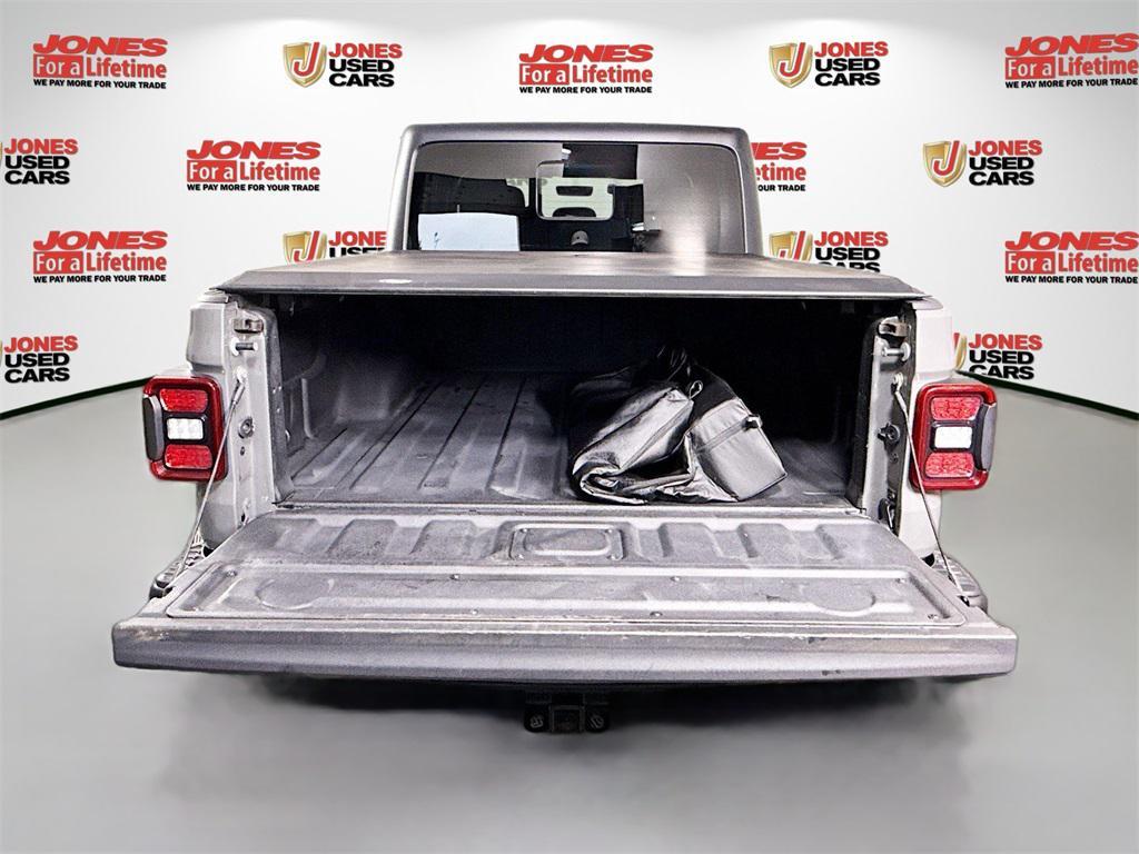 used 2020 Jeep Gladiator car, priced at $34,824