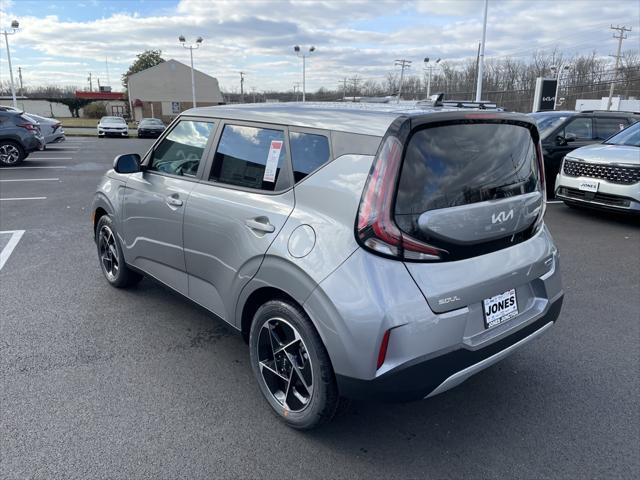 new 2025 Kia Soul car, priced at $24,248