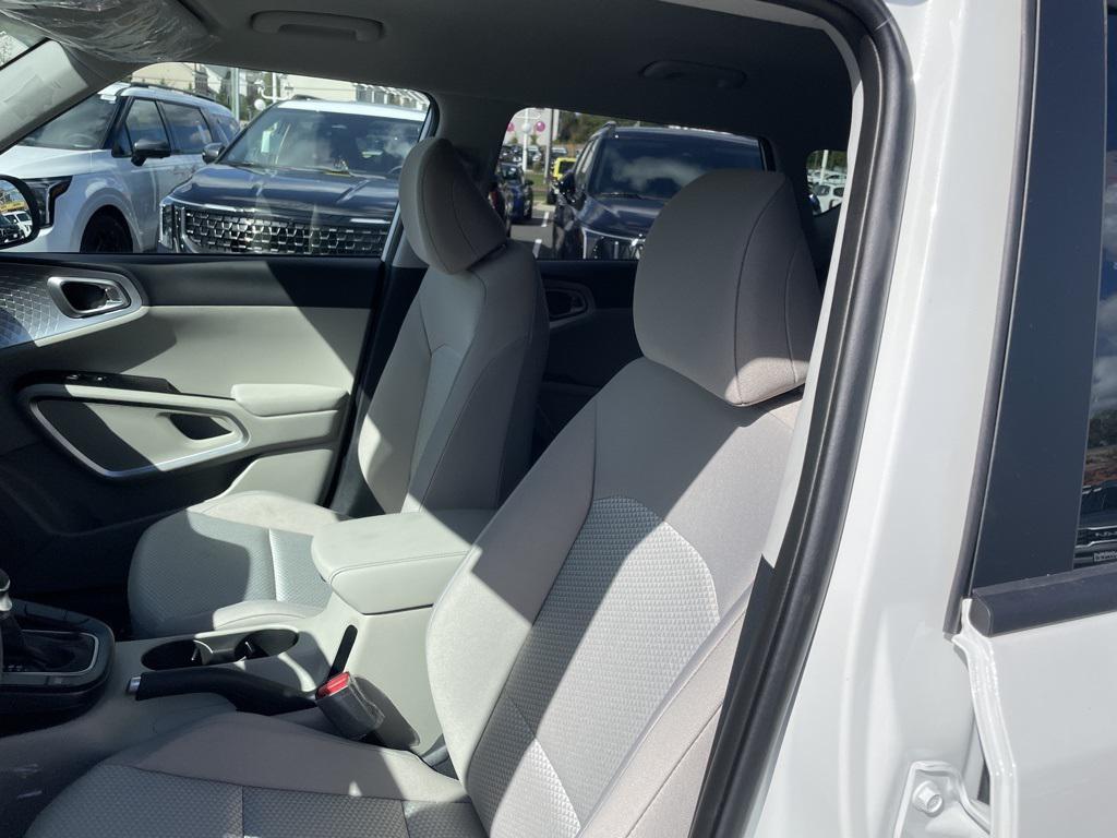 new 2025 Kia Soul car, priced at $21,451