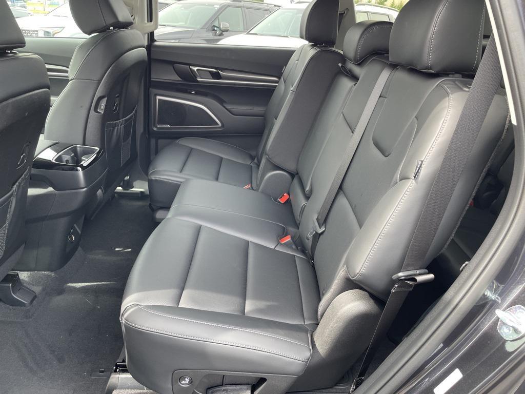 new 2025 Kia Telluride car, priced at $36,240