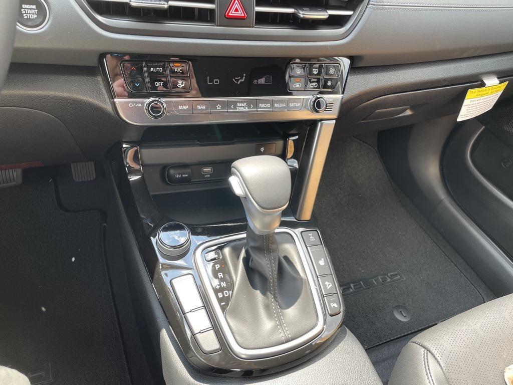 new 2026 Kia Seltos car, priced at $29,975