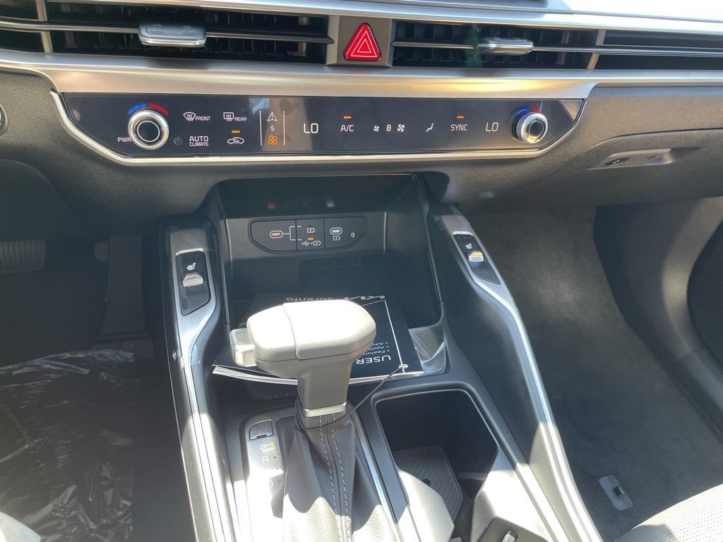 new 2026 Kia Sorento car, priced at $36,933