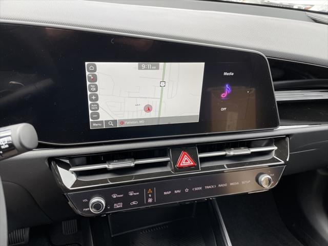 new 2025 Kia Niro car, priced at $29,705