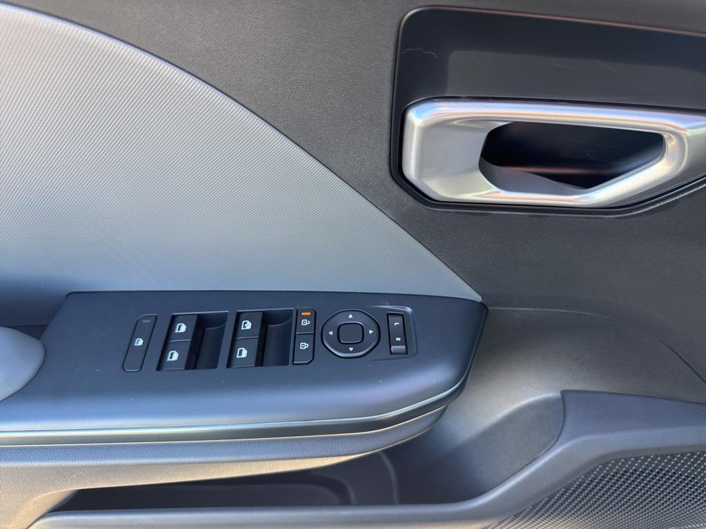 new 2025 Kia K4 car, priced at $23,340