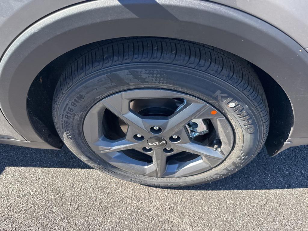 new 2025 Kia K4 car, priced at $23,340