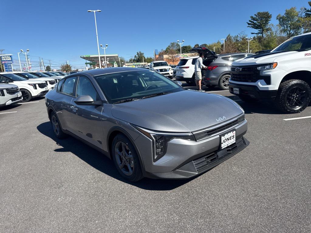 new 2025 Kia K4 car, priced at $23,340