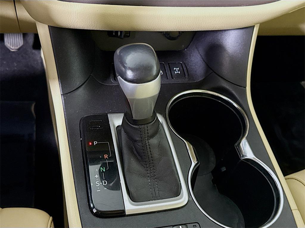 used 2015 Toyota Highlander car