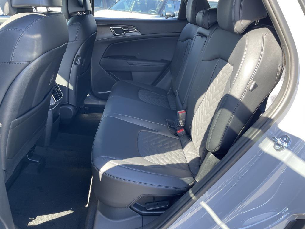 new 2026 Kia Sportage Hybrid car, priced at $35,821