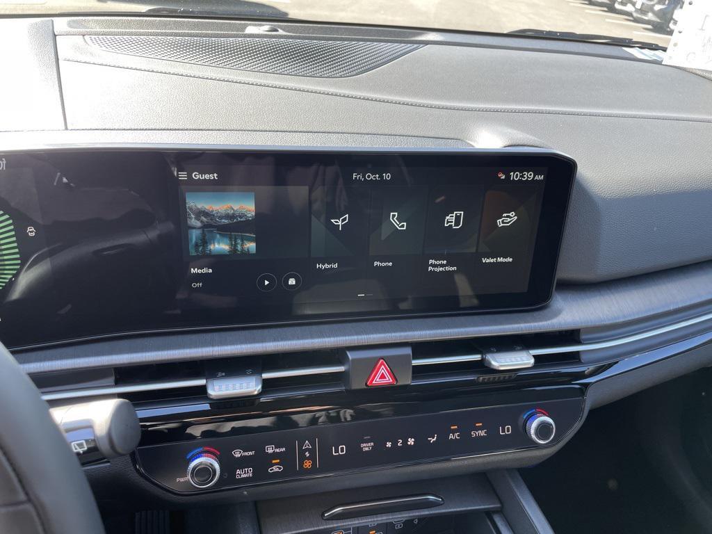 new 2026 Kia Sportage Hybrid car, priced at $35,821