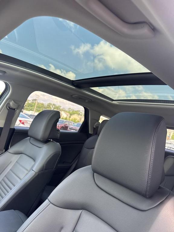 new 2025 Kia Sportage Hybrid car, priced at $36,539