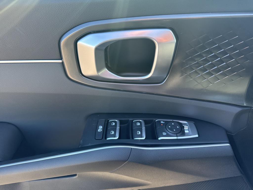 new 2026 Kia Sorento car, priced at $40,300