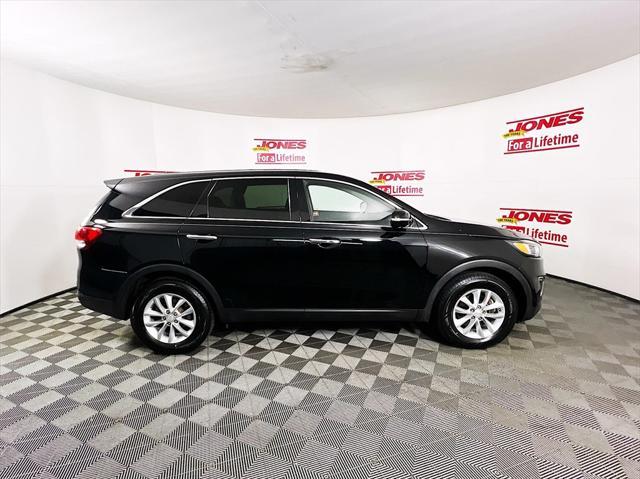 used 2016 Kia Sorento car, priced at $12,998