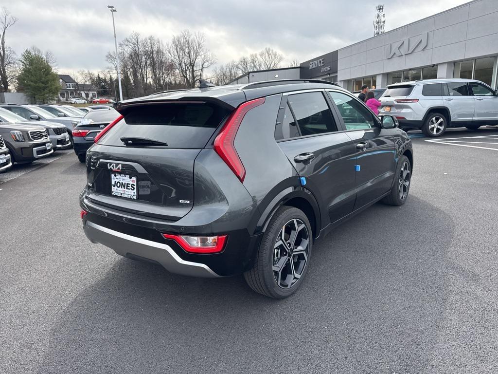 new 2025 Kia Niro car, priced at $30,998