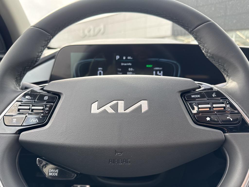 new 2025 Kia Niro car, priced at $30,998