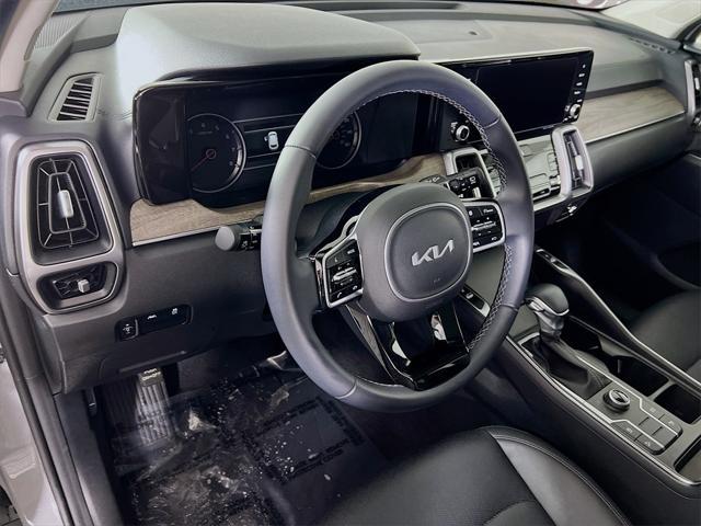 used 2023 Kia Sorento car, priced at $30,998
