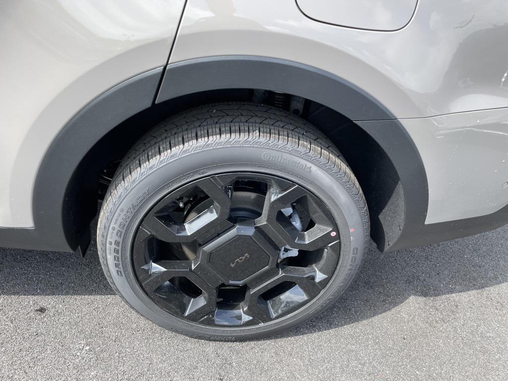 new 2025 Kia Sorento car, priced at $43,998