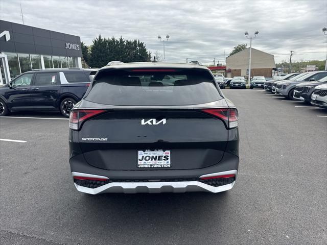 new 2025 Kia Sportage car, priced at $29,689