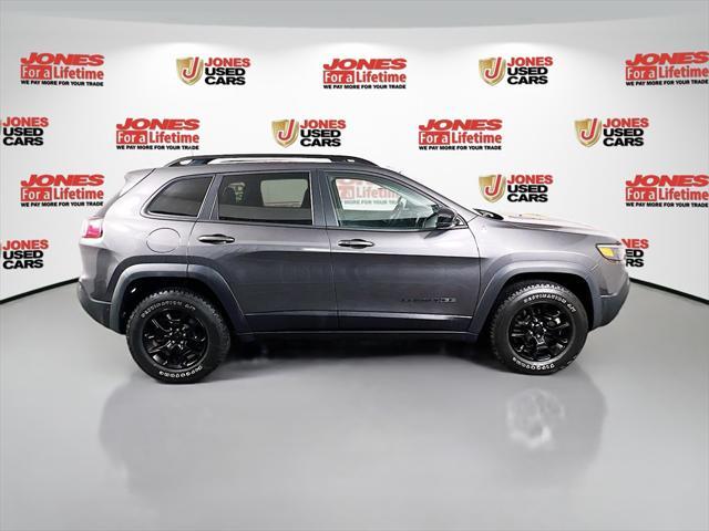 used 2023 Jeep Cherokee car, priced at $30,998