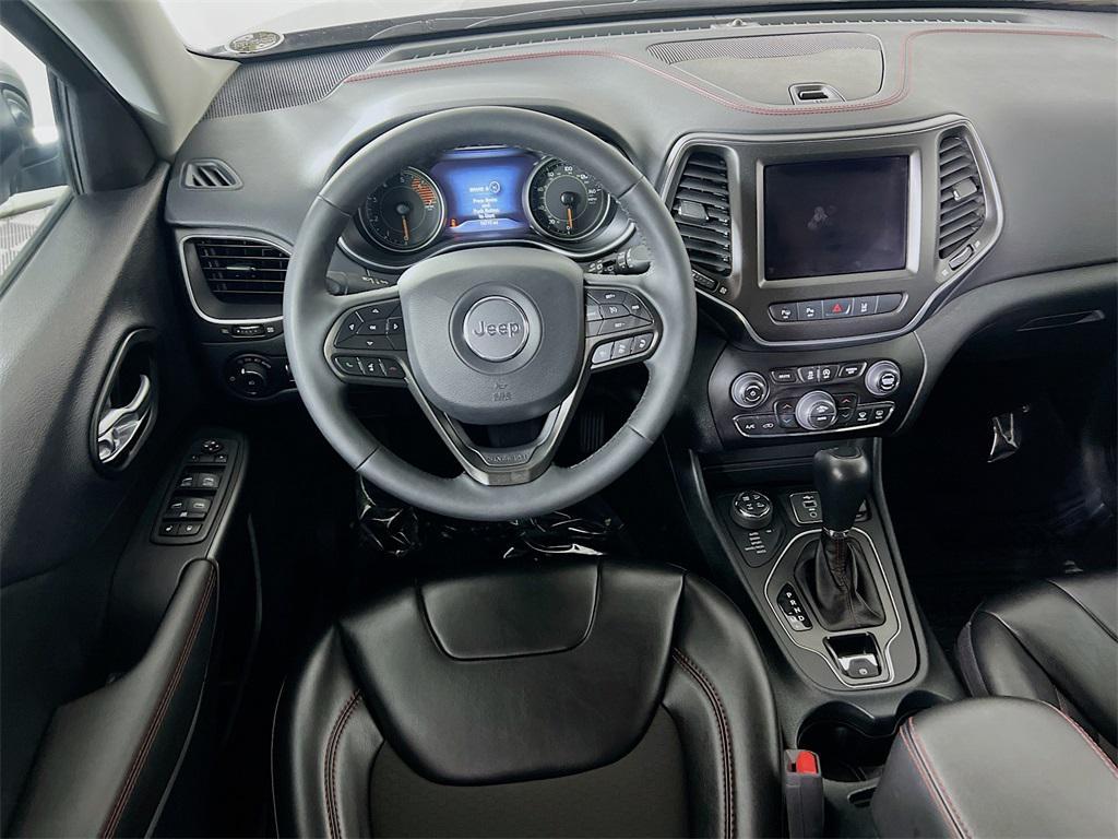 used 2023 Jeep Cherokee car, priced at $28,998