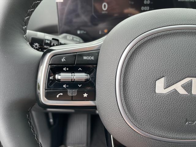 new 2025 Kia Sorento car, priced at $40,998