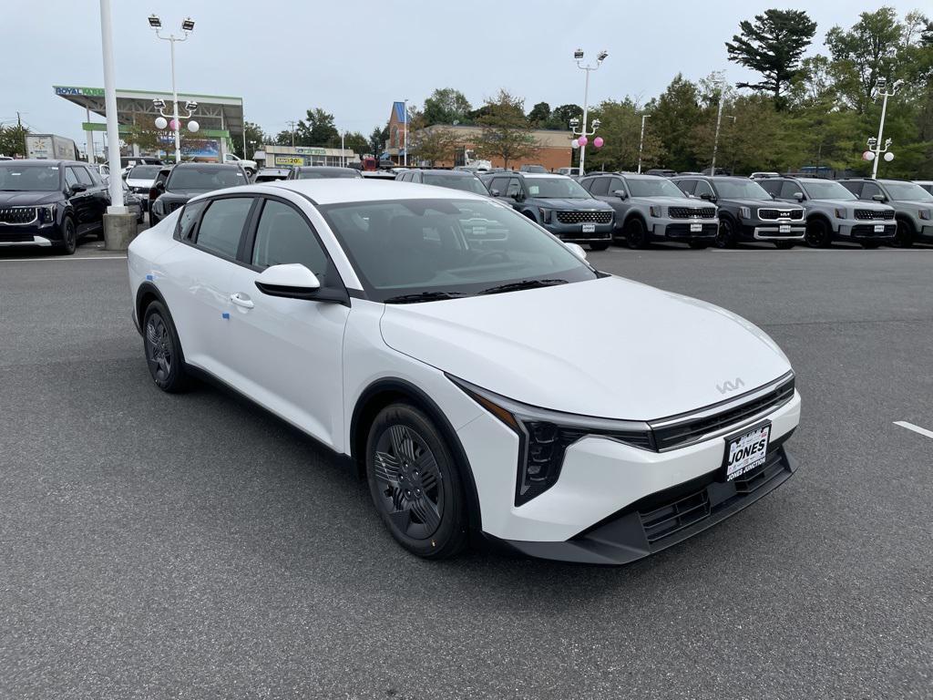 new 2025 Kia K4 car, priced at $24,409