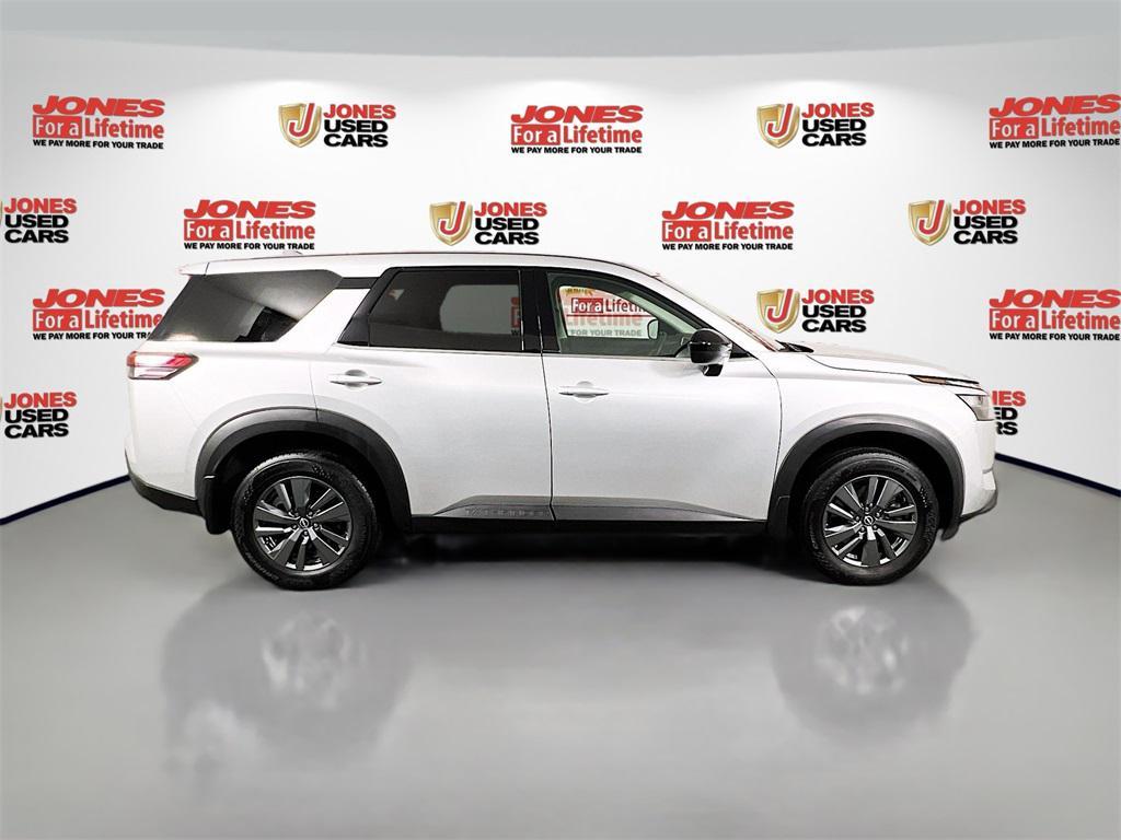 used 2024 Nissan Pathfinder car, priced at $30,998