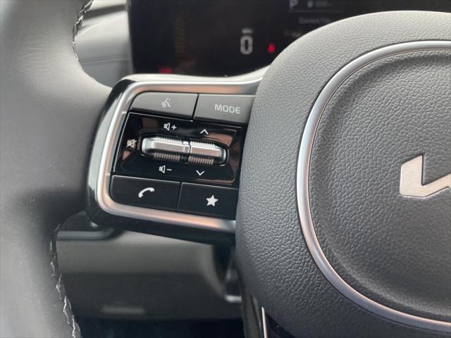 new 2025 Kia Carnival car, priced at $40,897