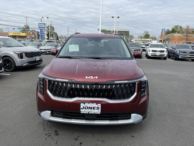new 2025 Kia Carnival car, priced at $40,897