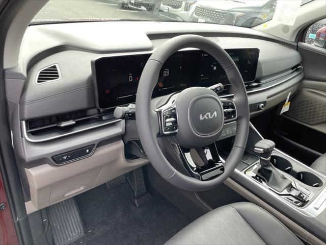 new 2025 Kia Carnival car, priced at $40,897
