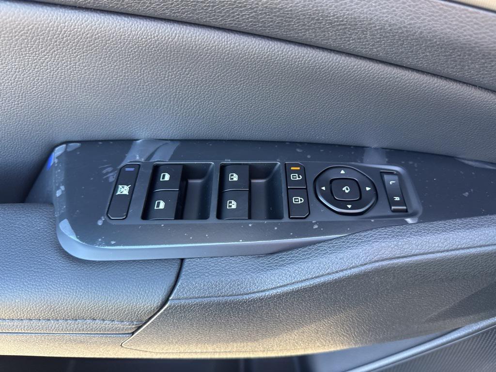 new 2026 Kia Sportage car, priced at $38,310