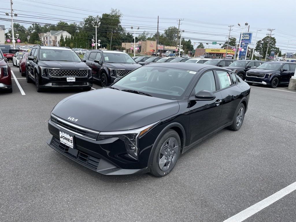 new 2025 Kia K4 car, priced at $22,371