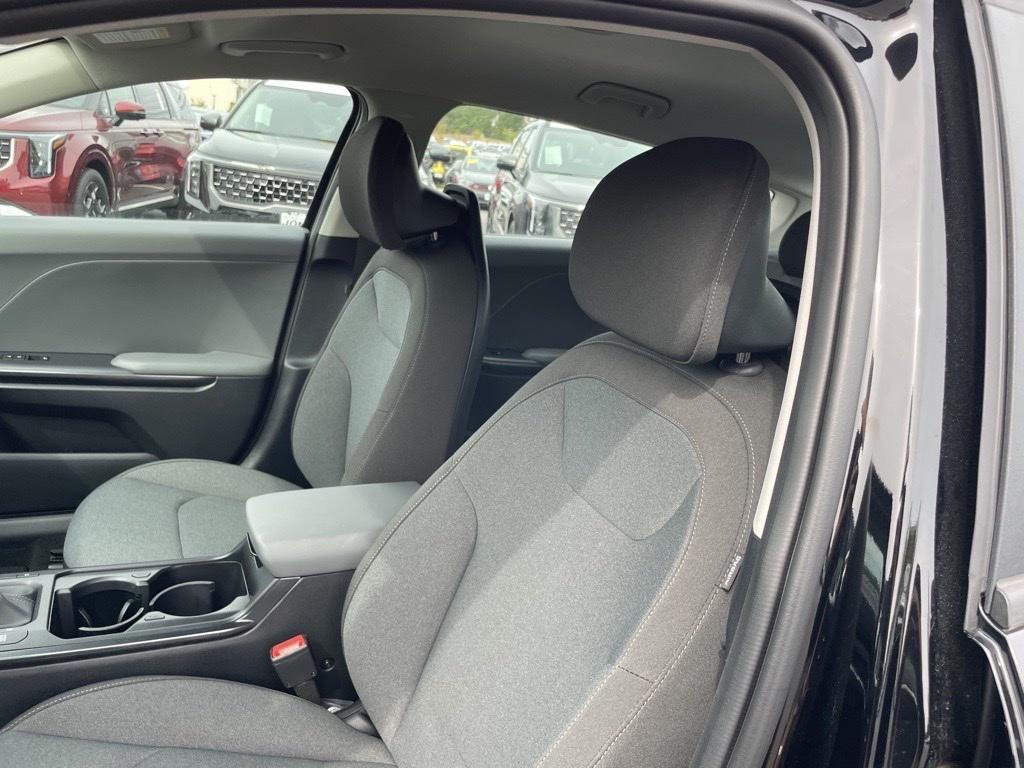 new 2025 Kia K4 car, priced at $22,371