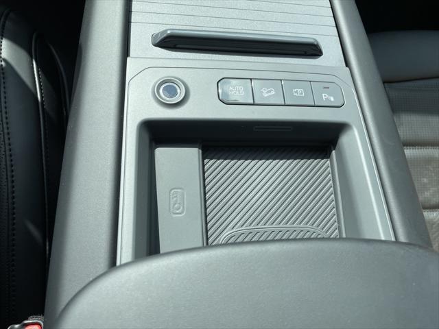 new 2026 Kia EV9 car, priced at $65,998