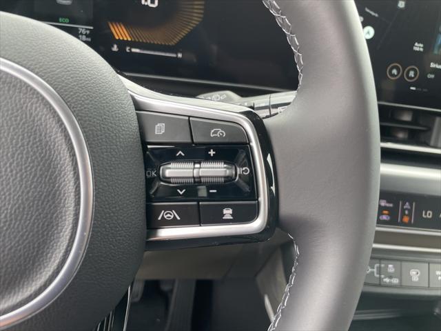 new 2025 Kia Carnival car, priced at $39,107