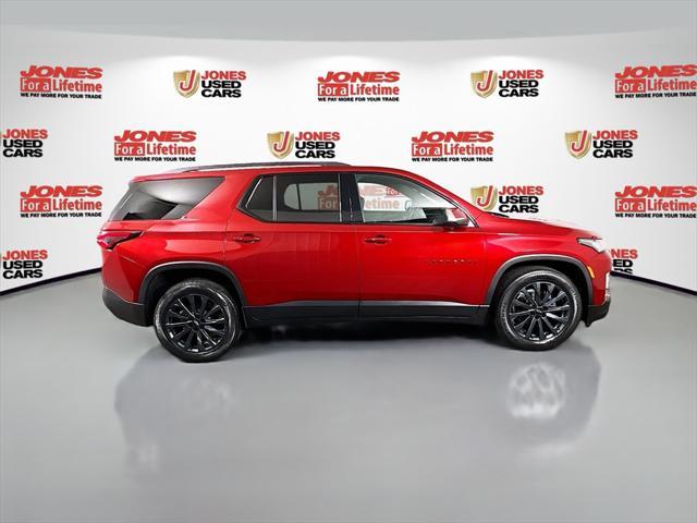 used 2022 Chevrolet Traverse car, priced at $36,998