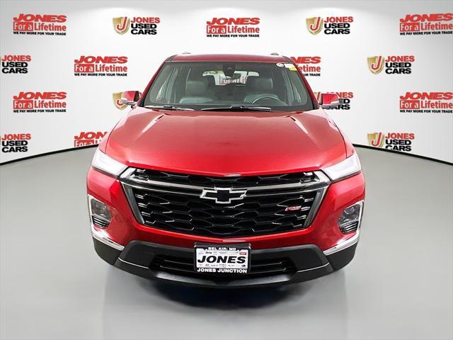 used 2022 Chevrolet Traverse car, priced at $36,998