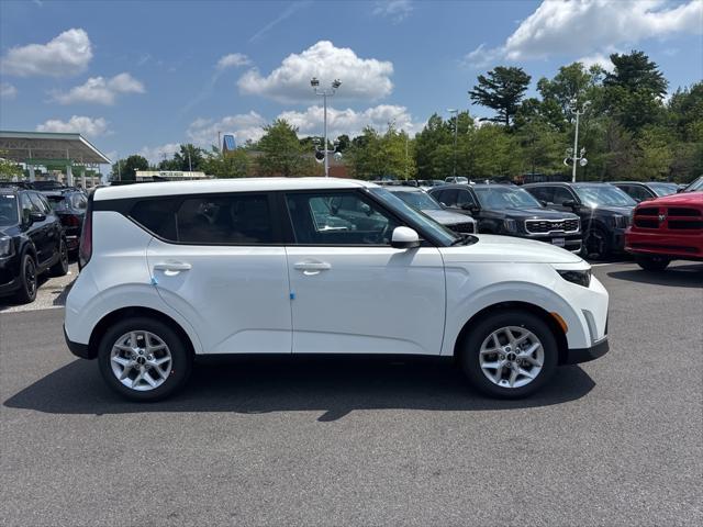 new 2025 Kia Soul car, priced at $21,530