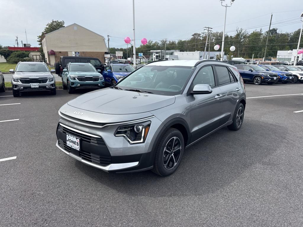 new 2025 Kia Niro car, priced at $31,595