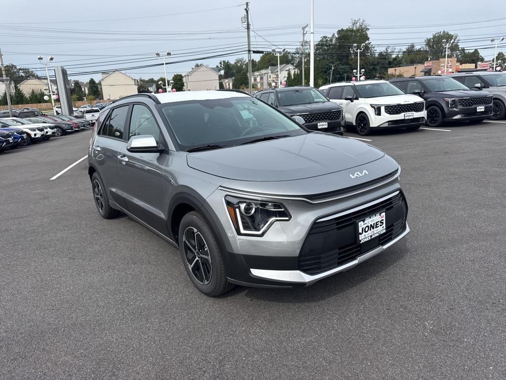 new 2025 Kia Niro car, priced at $31,595