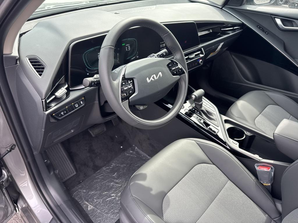 new 2025 Kia Niro car, priced at $31,595