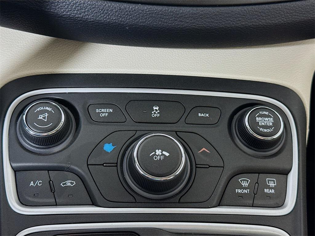 used 2016 Chrysler 200 car, priced at $14,160