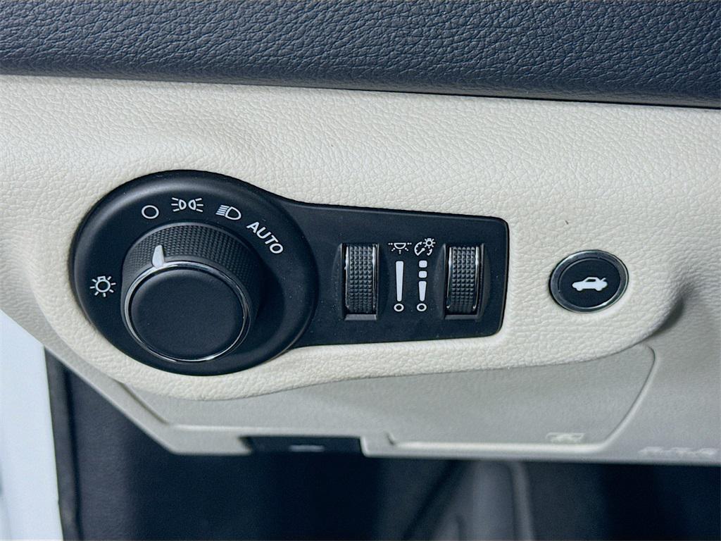 used 2016 Chrysler 200 car, priced at $14,160